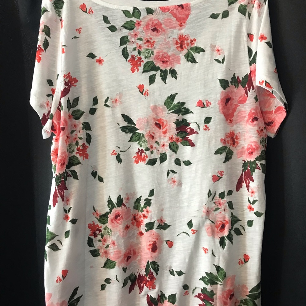 Torrid v neck floral shirt